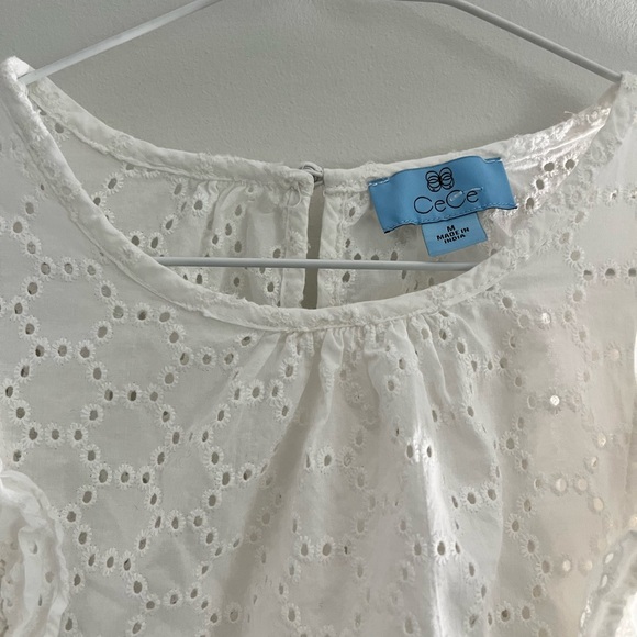 Crave Eyelet White Short sleeve Blouse Medium - Picture 5 of 6